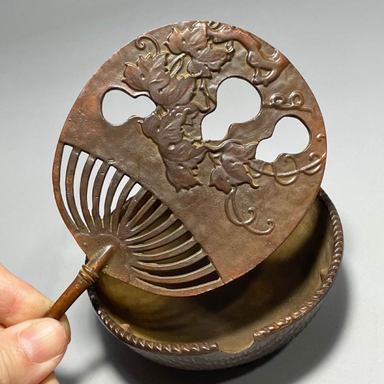 Antique Copper Palm-Leaf Fan I - Home Office Layout recension och pris